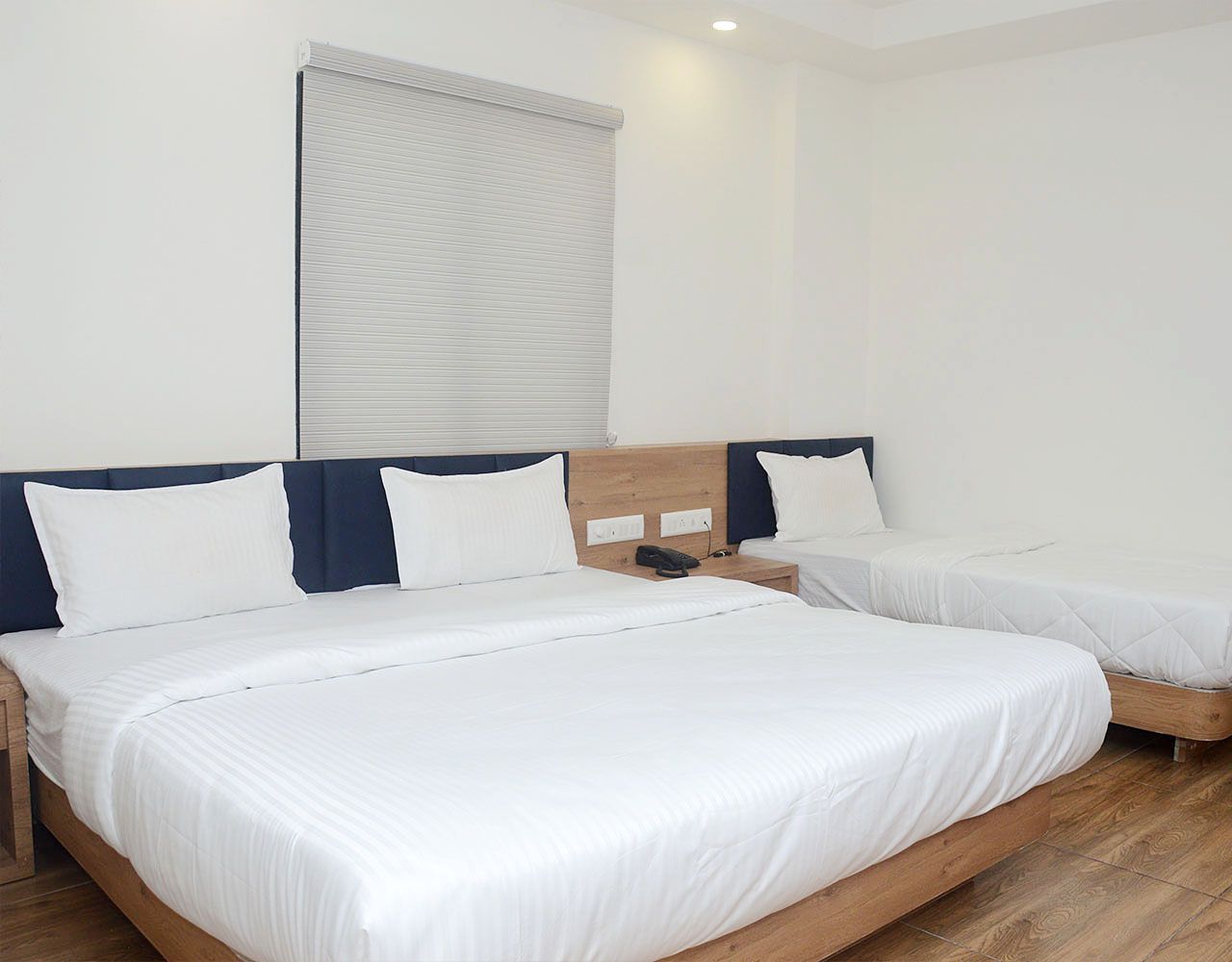 3 Bed Room at Hotel Kutchi Palace Dwarka